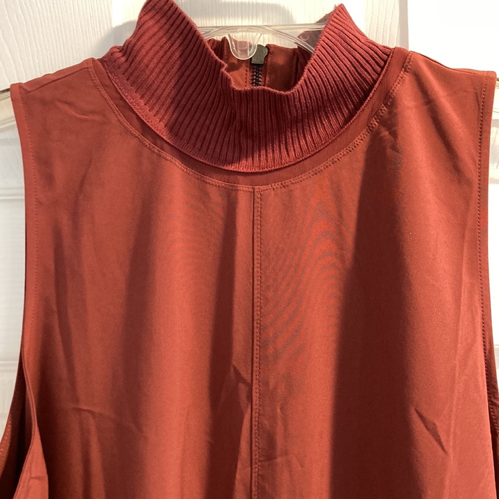 Athleta Initiative Dress - Picture 6 of 9